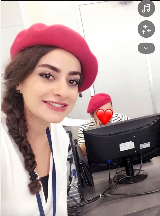 Fransızca kültür etkinliği — kırmızı bere